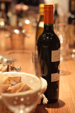 Ô-Chateau Wine Bar in Paris