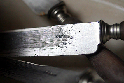 Paris Knife