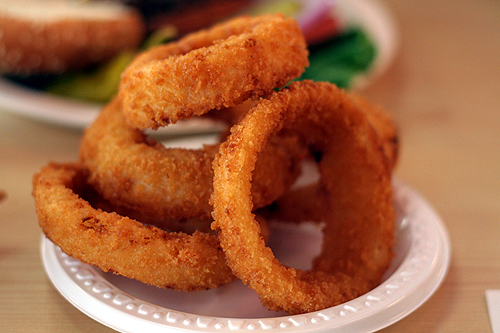 pile of onion rings