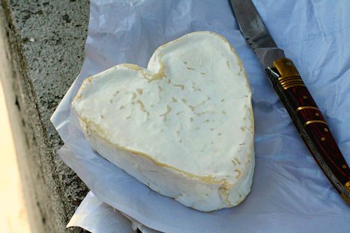 neufchรขtel heart