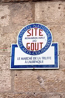 lalbenque market sign