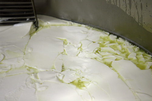 breaking cheese curds