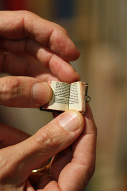 world's tiniest cookbook