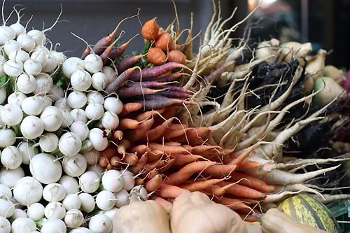 market carrots and turnips