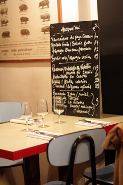 blackboard menu at Vivant