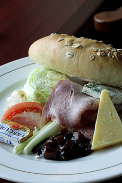 ploughman's lunch