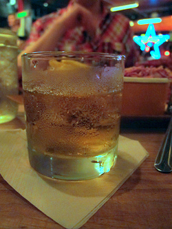 jack daniel's on the rocks