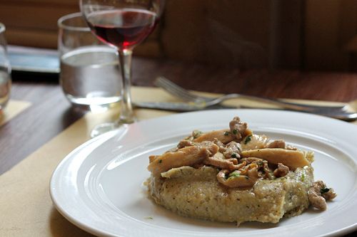 Polenta with veal and porcini