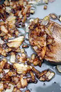 caramelized onions for chicken liver pรขtรฉ