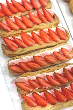strawberry eclairs