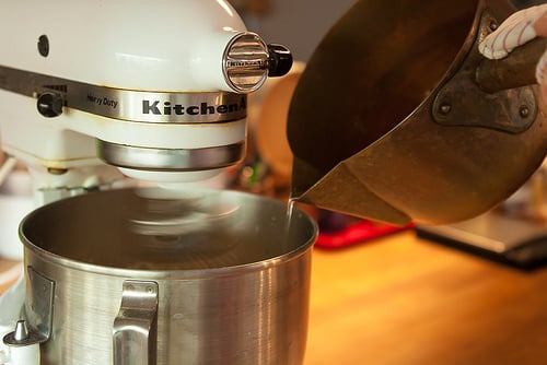 chocolate, peanut butter & pretzel cupcakes