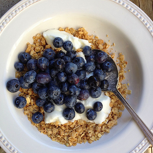 blueberries yogurt and granola