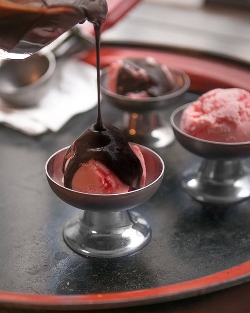 peppermint stick ice cream with hot fudge sauce recipe-8