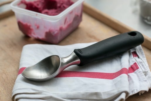 Oxo ice cream scoop