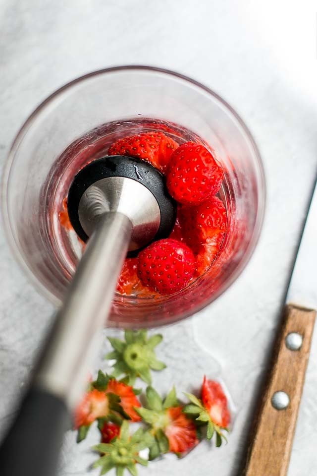 Strawberry Gin Cooler Cocktail